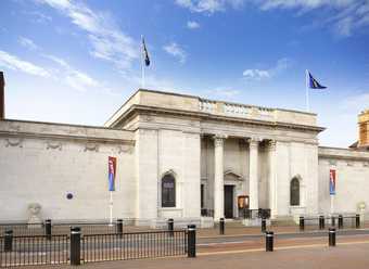 Colour photograph of the entrance of Ferens art gallery